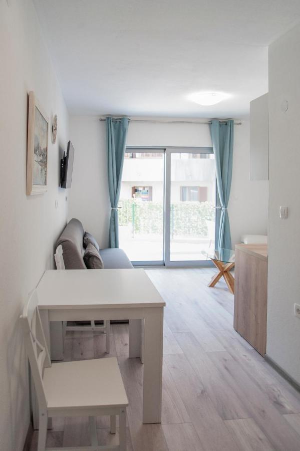 Soko Apartments Huoneistohotelli Soko Herceg Novi Exteriör bild