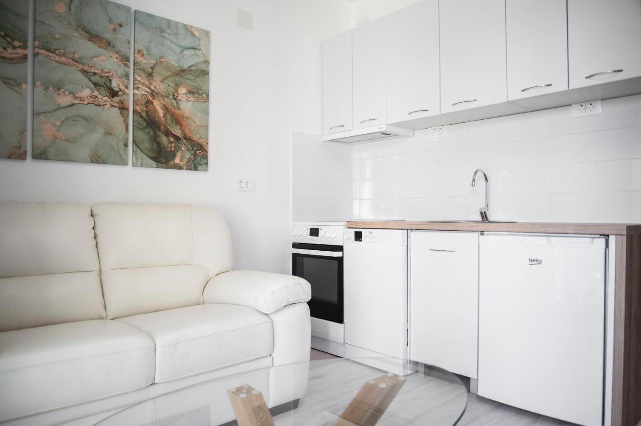 Soko Apartments Huoneistohotelli Soko Herceg Novi Exteriör bild