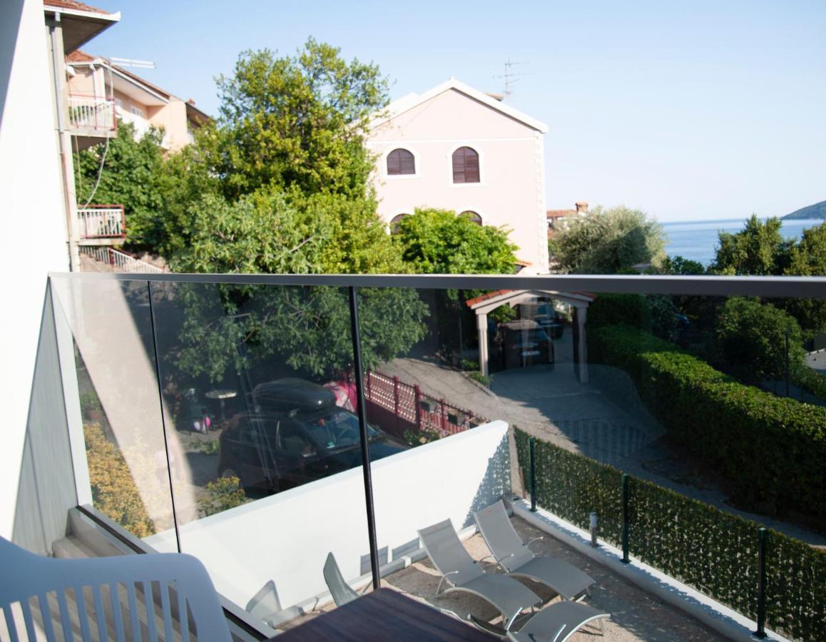 Soko Apartments Huoneistohotelli Soko Herceg Novi Exteriör bild